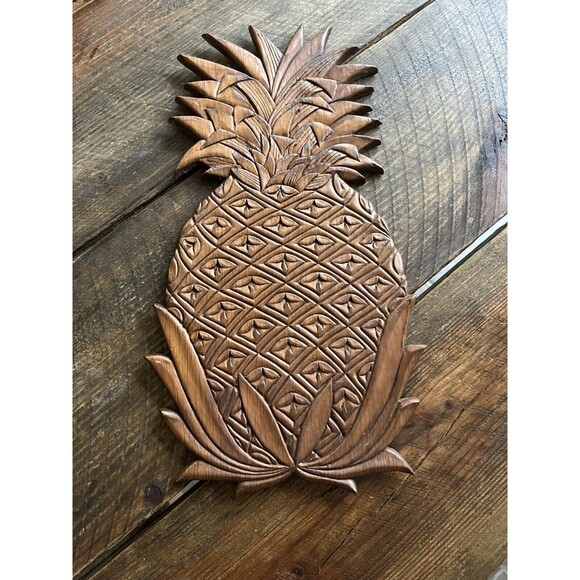 VTG MCM 12” Wood Pineapple Tiki Hawaii Wall Plaque Kitchen Trivet - Picture 1 of 5
